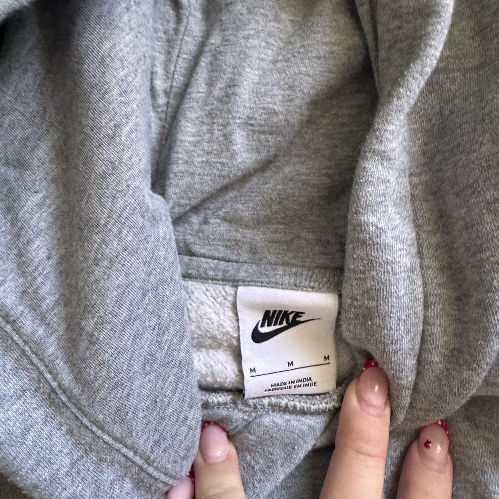 Nike Heather Gray Sweatshirt